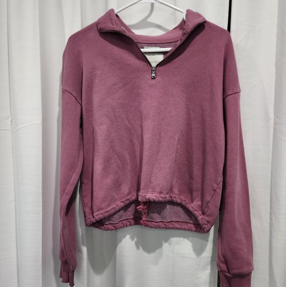 American Eagle Cropped Sweatshirt